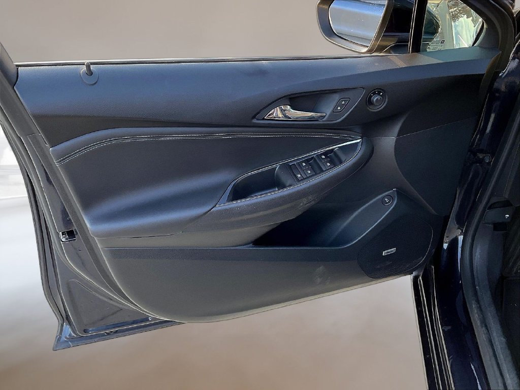Used 2016 Chevrolet Cruze Premier FWD image 18