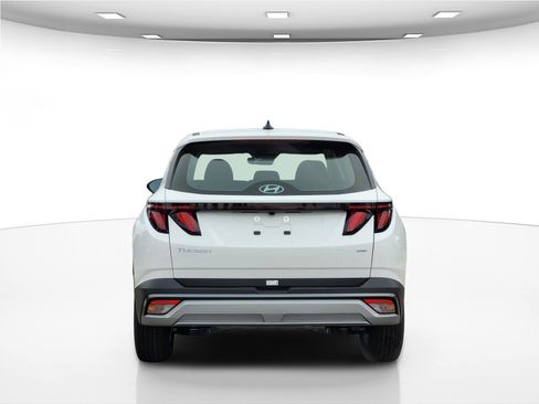 New 2026 Hyundai Tucson SE image 10