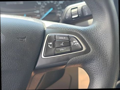 Used 2022 Ford EcoSport S AWD/4WD image 25