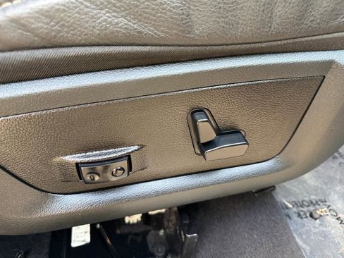 Used 2019 RAM 3500 Limited image 33