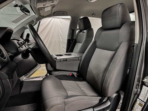 Used 2014 Toyota Tundra SR AWD/4WD image 7