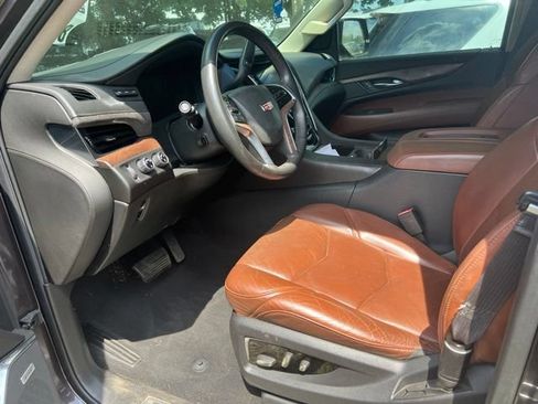 Used 2015 Cadillac Escalade ESV Premium AWD/4WD image 5