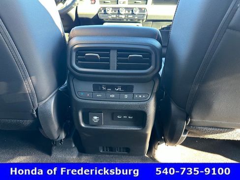 Certified 2025 Honda Pilot TrailSport image 51
