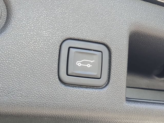 Used 2023 Chevrolet Equinox LT FWD image 15