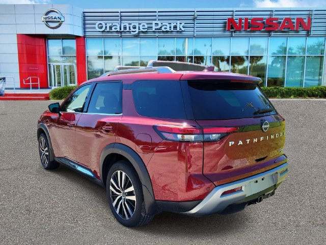 Used 2023 Nissan Pathfinder Platinum AWD/4WD image 3