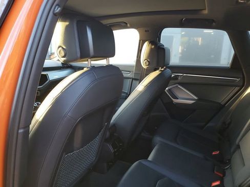 Used 2025 Audi Q3 2.0T Premium image 9