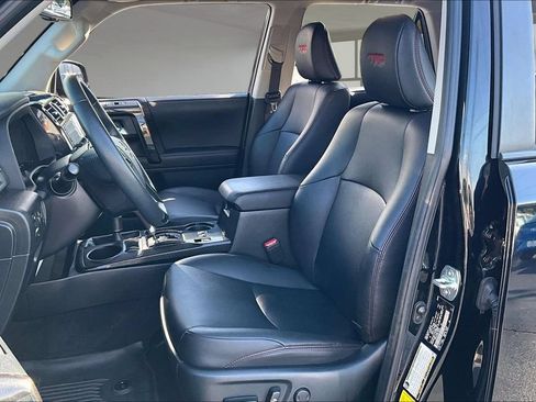 Used 2023 Toyota 4Runner TRD Off-Road Premium w/ Off Road Premium Plus Package AWD/4WD image 25