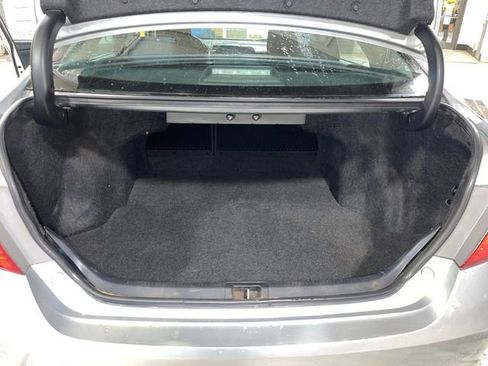 Used 2015 Toyota Camry LE FWD image 22