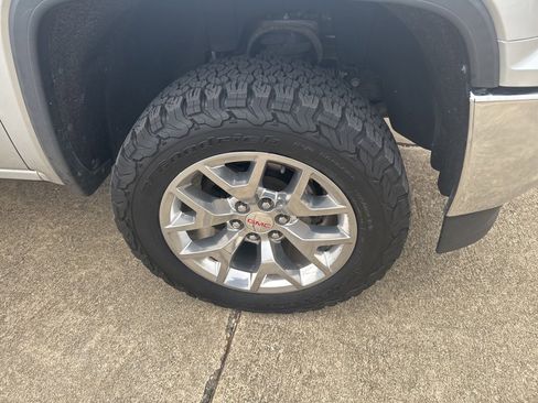 Used 2018 GMC Sierra 1500 SLT image 26