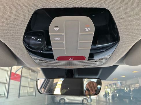 Used 2025 Kia K4 FWD image 15