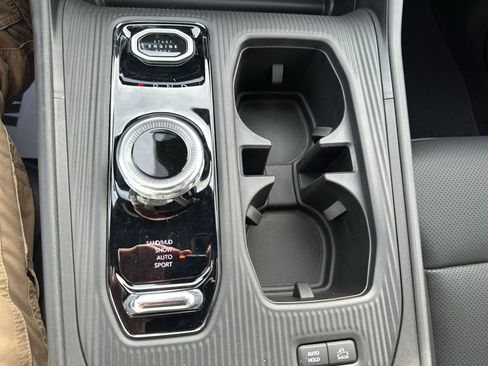 New 2026 Jeep Cherokee Limited AWD/4WD image 19