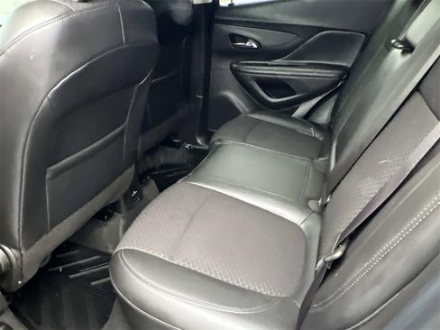 Certified 2022 Buick Encore Preferred w/ Safety Package image 12