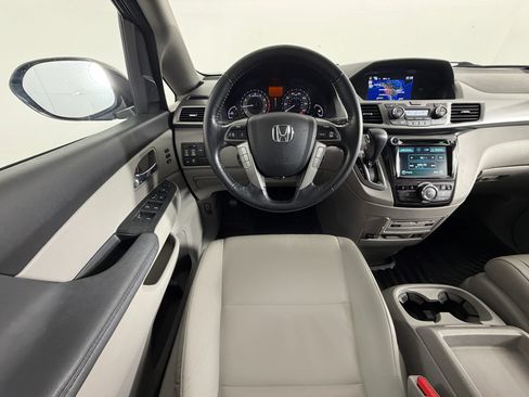 Used 2016 Honda Odyssey Touring image 21