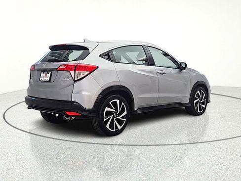 Used 2019 Honda HR-V Sport image 8