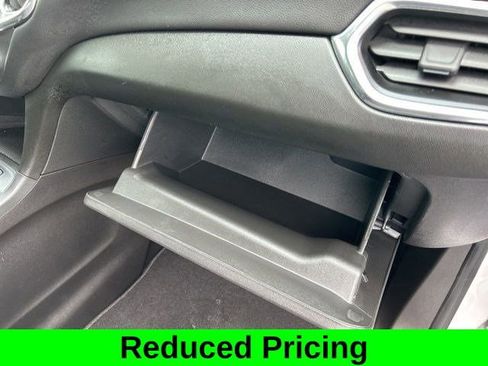 Used 2022 Chevrolet Equinox LT image 45