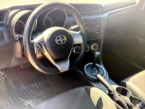 Used 2013 Scion tC Sports Coupe 6-Spd AT image 6