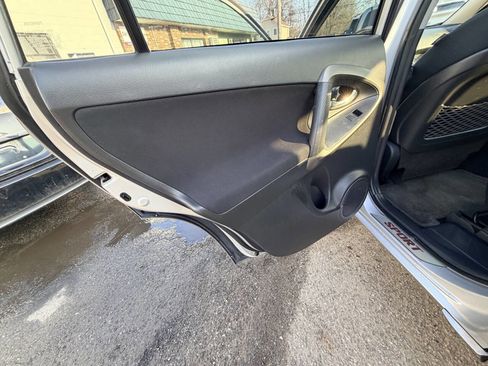 Used 2010 Toyota RAV4 Sport image 29