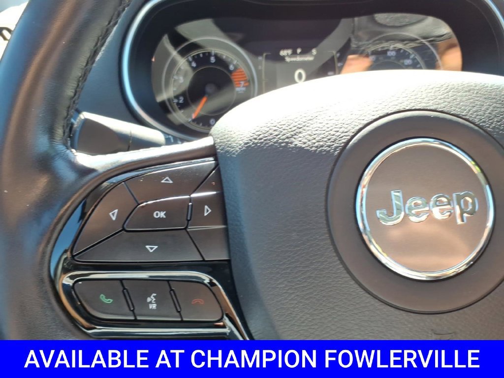 Used 2021 Jeep Cherokee Latitude Plus AWD/4WD image 16