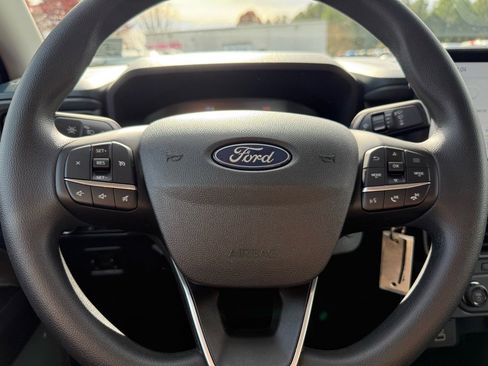 Used 2025 Ford Maverick XL w/ 4K Tow Package image 7