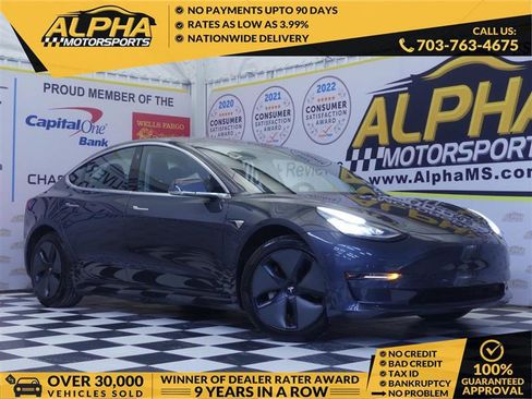 Used 2018 Tesla Model 3 Mid Range image 1
