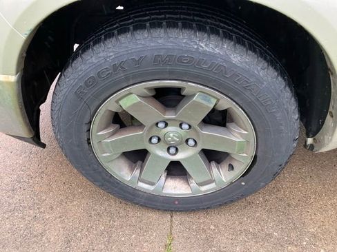 Used 2011 RAM 1500 Laramie w/ Protection Group AWD/4WD image 11