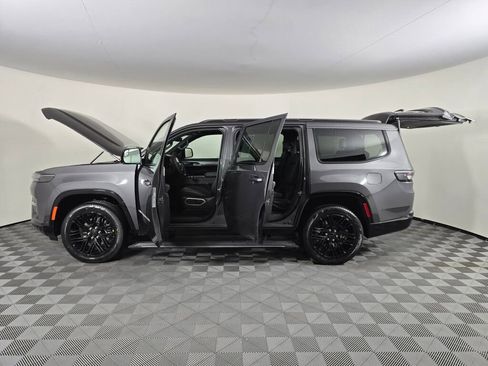 New 2026 Jeep Grand Wagoneer Limited image 16