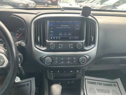 Used 2022 Chevrolet Colorado LT w/ Fleet Safety Package RWD image 17