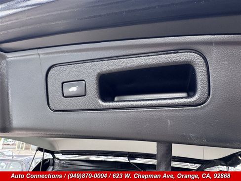 Used 2010 Honda Pilot Touring image 30