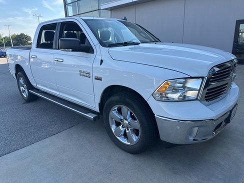 Used 2016 RAM 1500 Big Horn AWD/4WD image 3