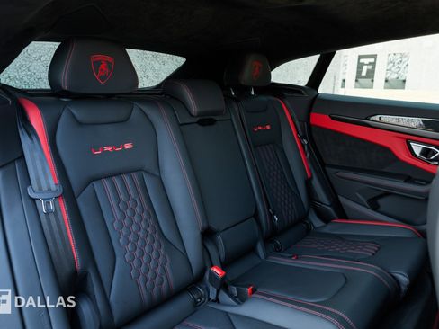 Used 2023 Lamborghini Urus S AWD/4WD image 39