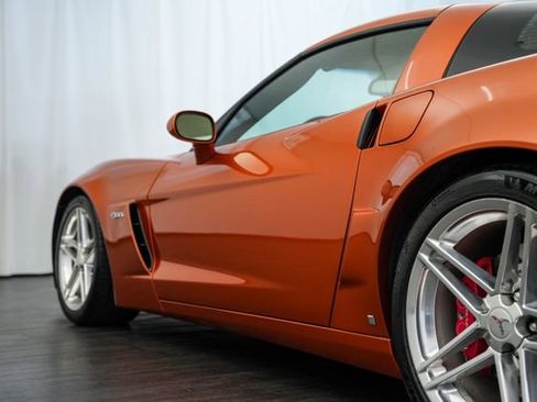 Used 2007 Chevrolet Corvette Z06 w/ Preferred Equipment Group RWD image 26