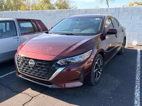 Used 2025 Nissan Sentra SV w/ Trunk Package FWD image 2