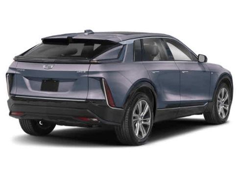 Used 2025 Cadillac Lyriq Luxury AWD/4WD image 2
