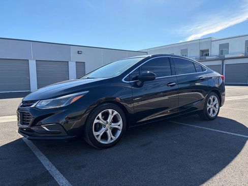 Used 2016 Chevrolet Cruze Premier image 3