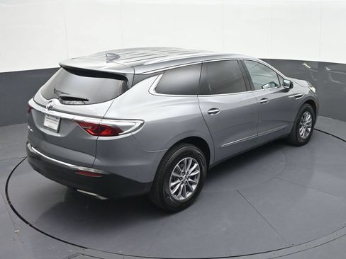 Used 2023 Buick Enclave Essence AWD/4WD image 27