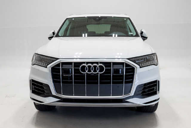 Used 2024 Audi Q7 3.0T Premium Plus AWD/4WD image 4