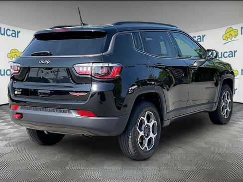 Used 2022 Jeep Compass Trailhawk AWD/4WD image 6