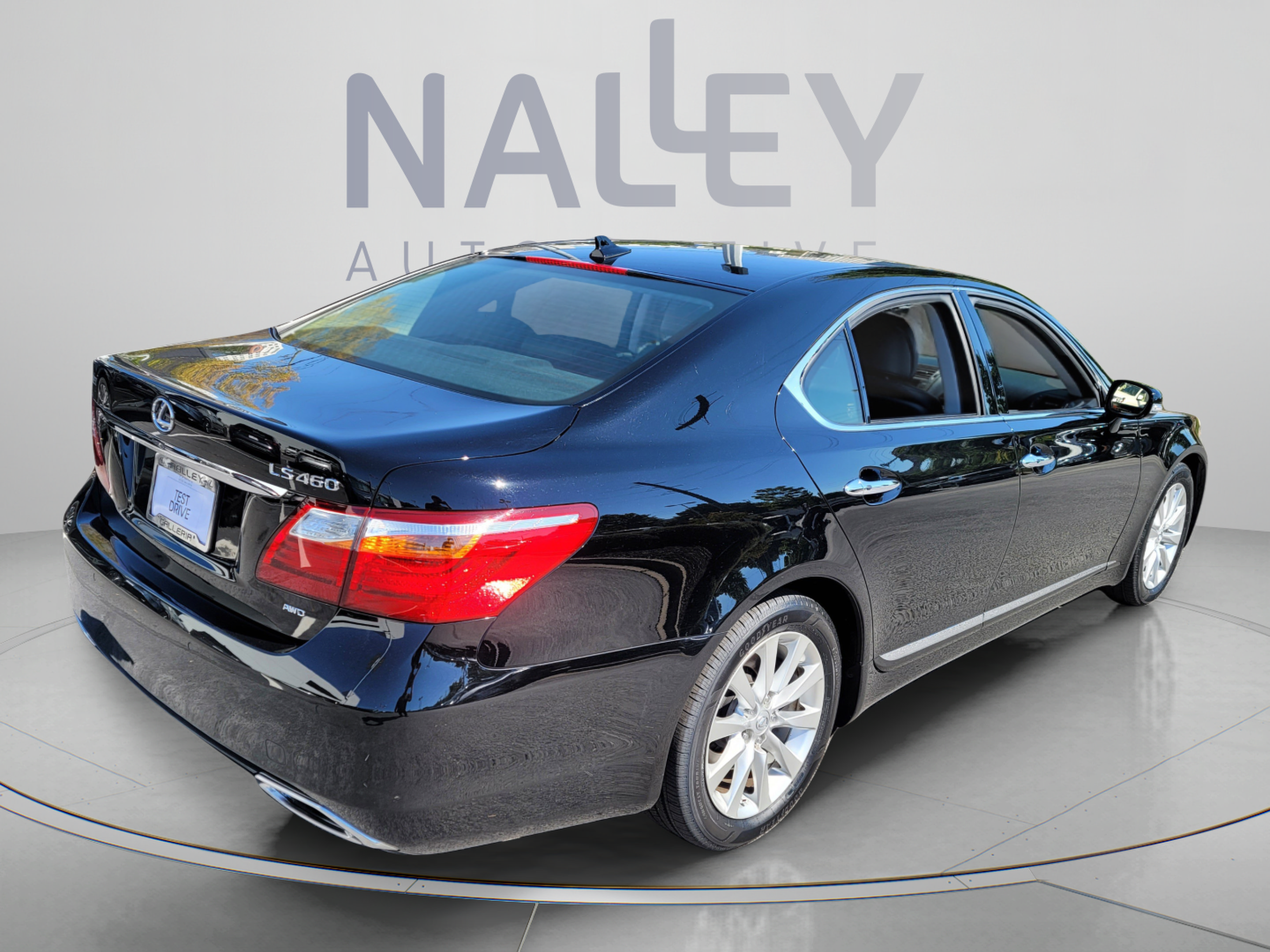 Used 2012 Lexus LS 460 AWD w/ Comfort Pkg image 5