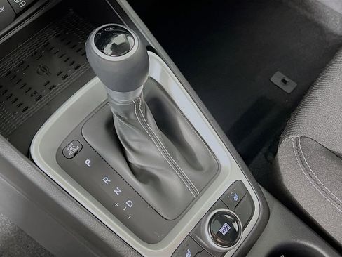Certified 2026 Hyundai Venue SEL FWD image 16