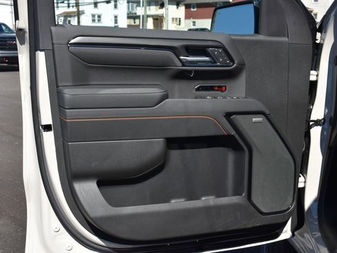 New 2026 GMC Sierra 1500 AT4 w/ Technology Package image 11