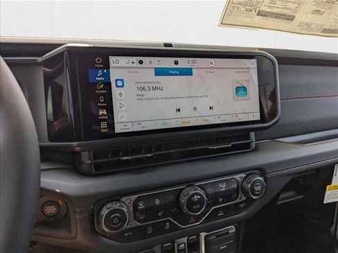 New 2025 Jeep Wrangler Rubicon w/ XTREMEE 35" Tire Package image 16