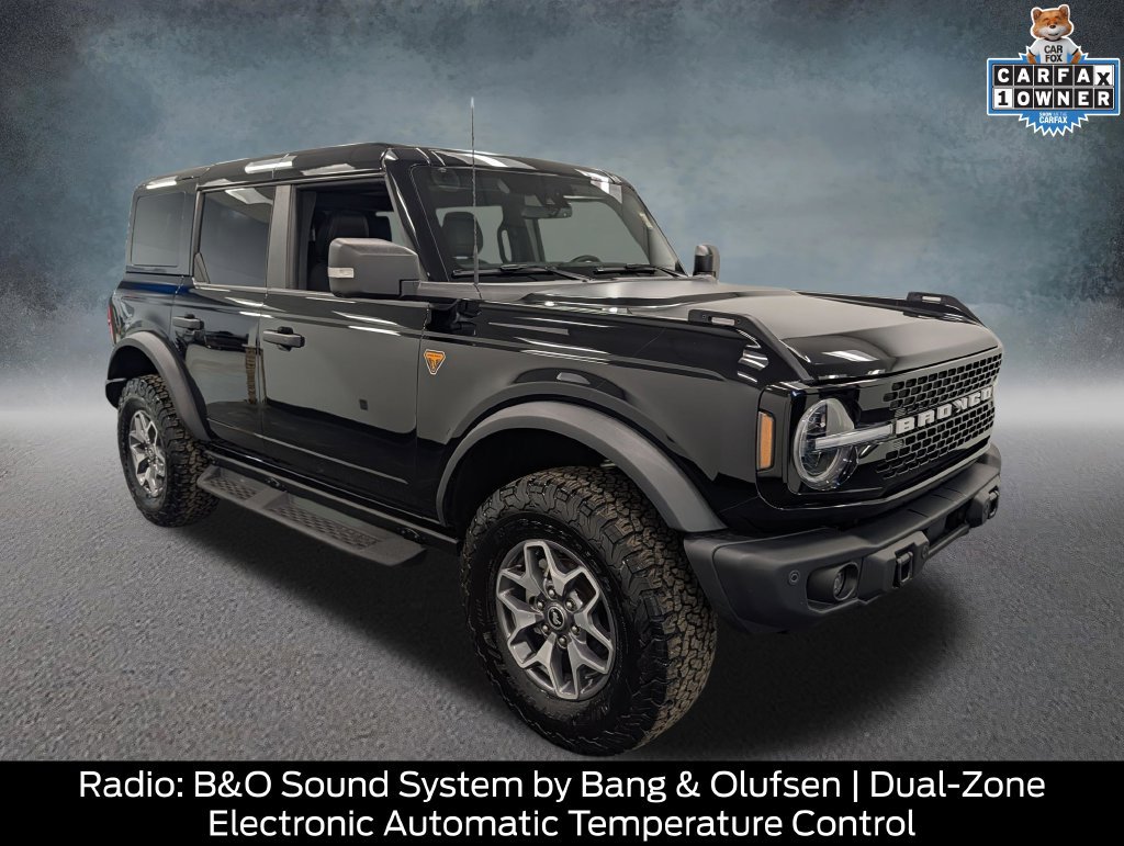 Used 2025 Ford Bronco Badlands AWD/4WD image 3