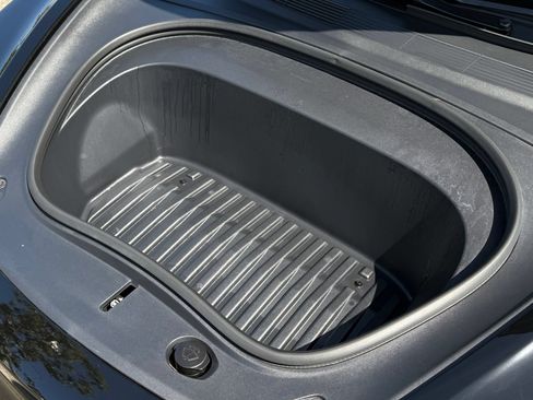Used 2025 Tesla Model 3 RWD image 33