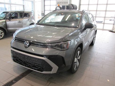 Used 2024 Volkswagen Taos S image 3