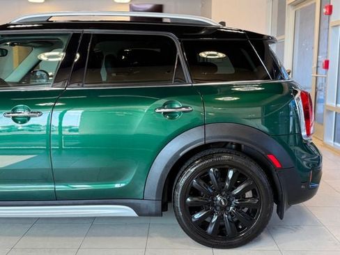 Used 2017 MINI Cooper Countryman ALL4 AWD/4WD image 9