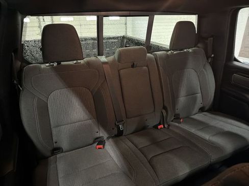 Used 2019 RAM 1500 Big Horn AWD/4WD image 15