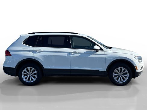 Used 2020 Volkswagen Tiguan S image 6