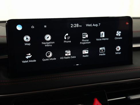 Used 2025 Genesis G70 3.3T Advanced image 17