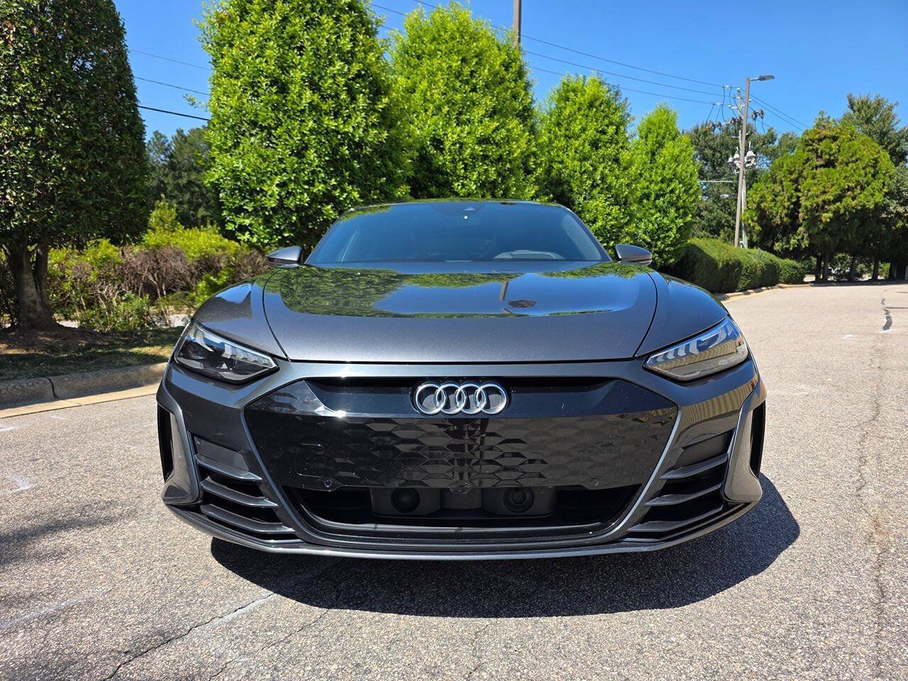 Used 2022 Audi e-tron GT Premium Plus AWD/4WD image 8