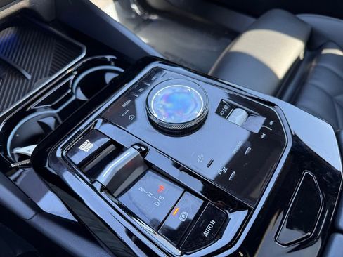 Certified 2025 BMW 530i xDrive image 14